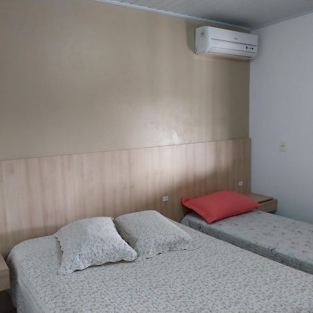 Casa Lagoa E Praia Rosa 프라이아도로사 외부 사진