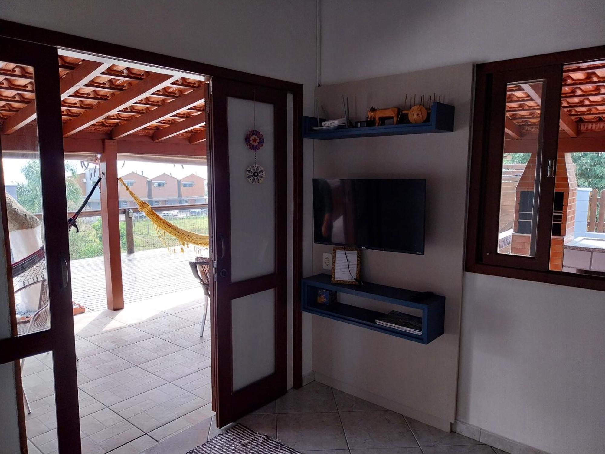Casa Lagoa E Praia Rosa 프라이아도로사 외부 사진