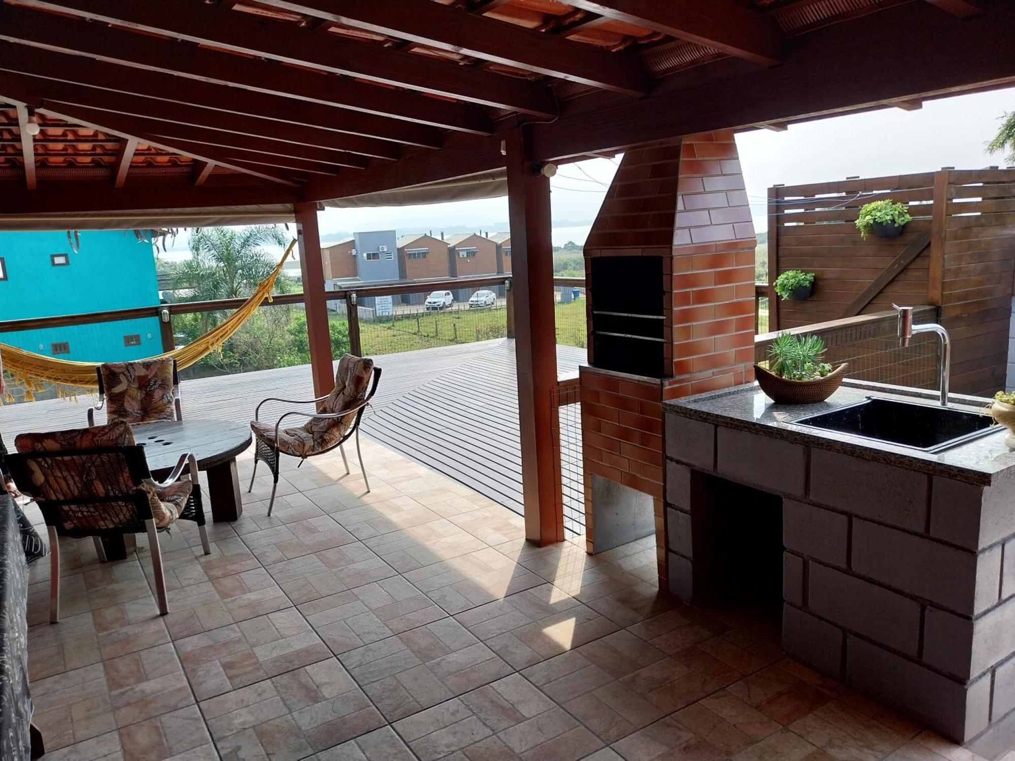 Casa Lagoa E Praia Rosa 프라이아도로사 외부 사진